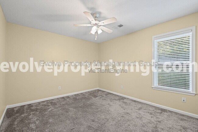 Building Photo - 6606 Baudette Cove