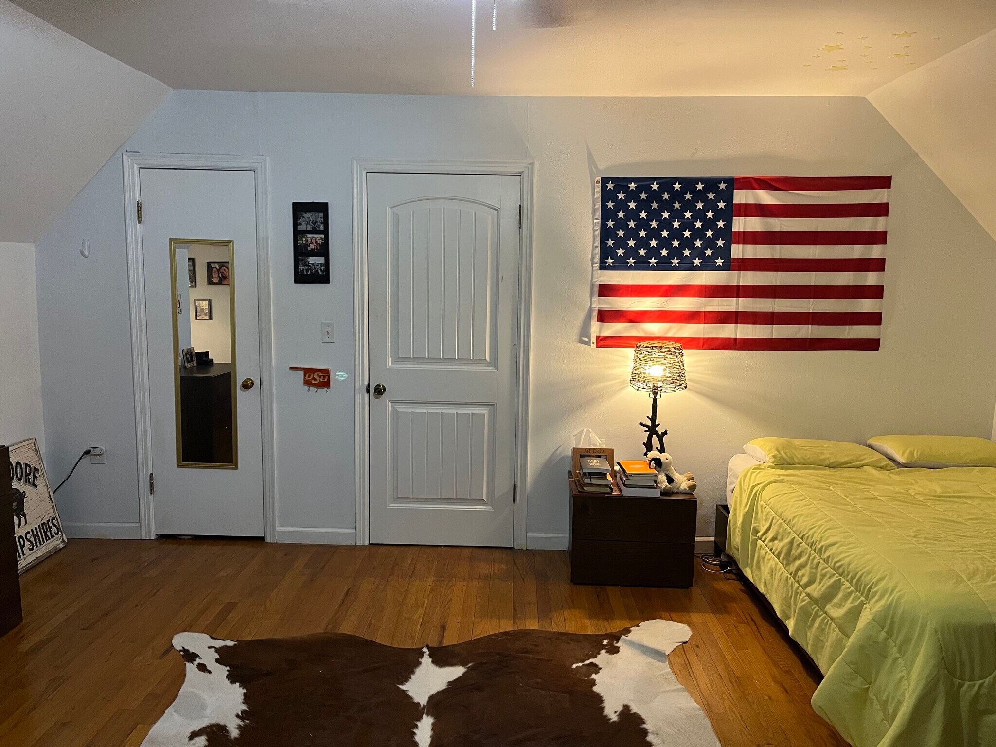 upper east bed - 1816 W Arrowhead Plz