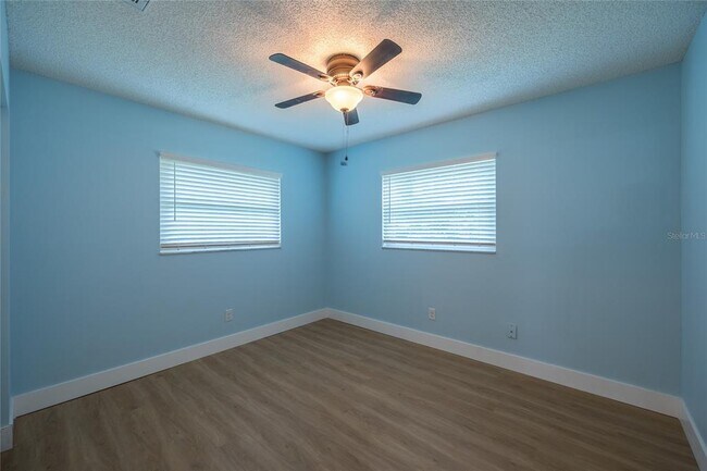 Building Photo - 119 Stafford Dr