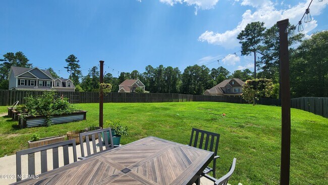 Building Photo - 119 Peytons Ridge Dr