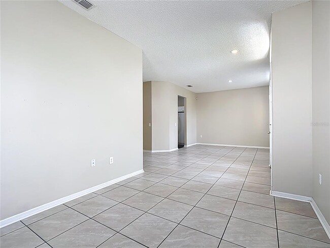 Building Photo - 610 Terranova Dr