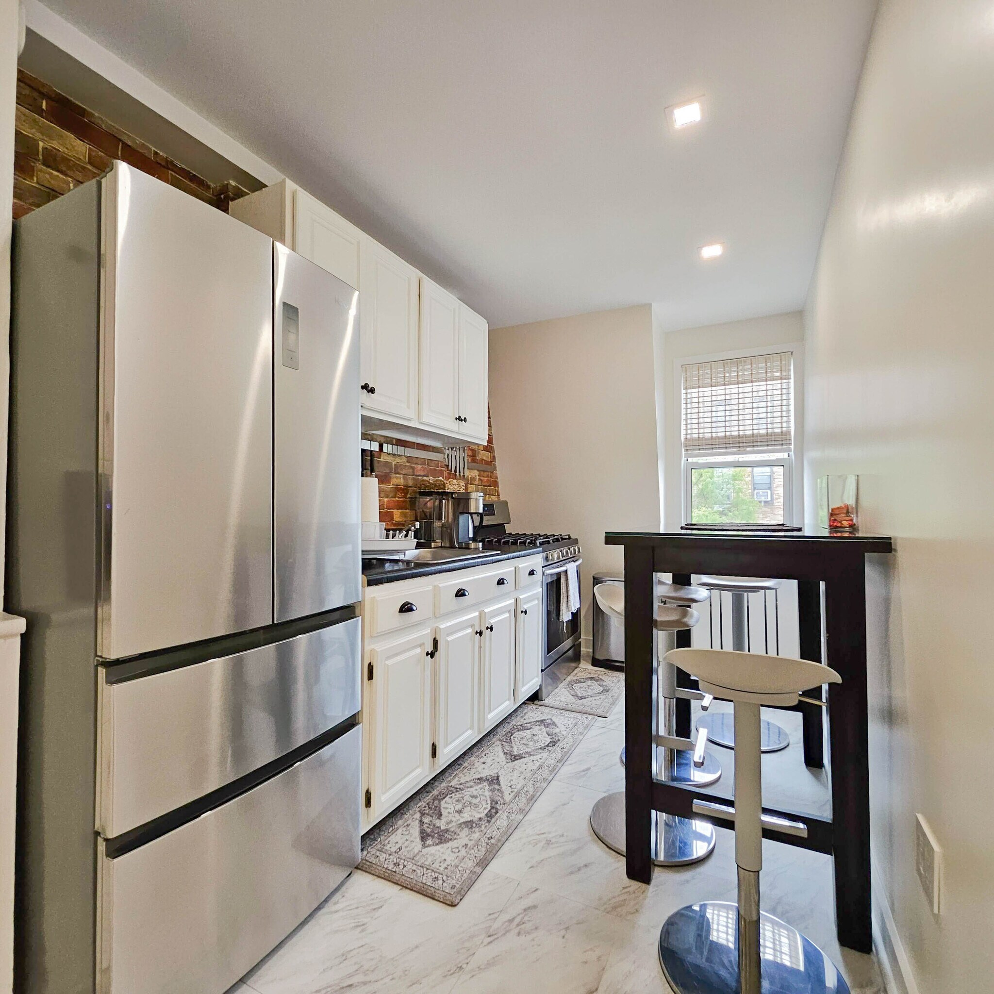 Building Photo - 3239 46th St