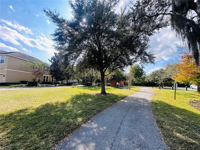 Building Photo - 10801 Spider Lily Dr