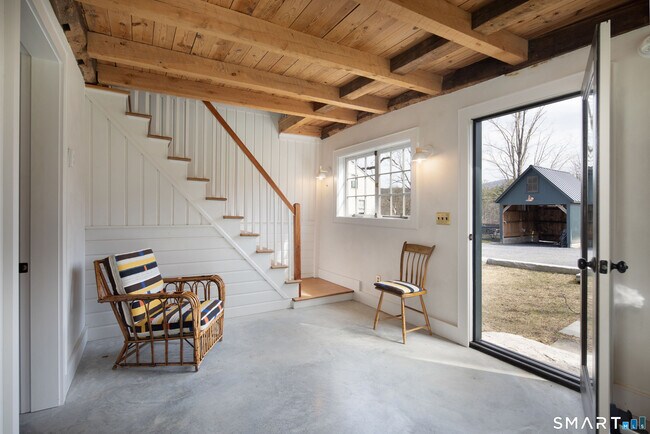 Building Photo - 40 Music Mountain Rd