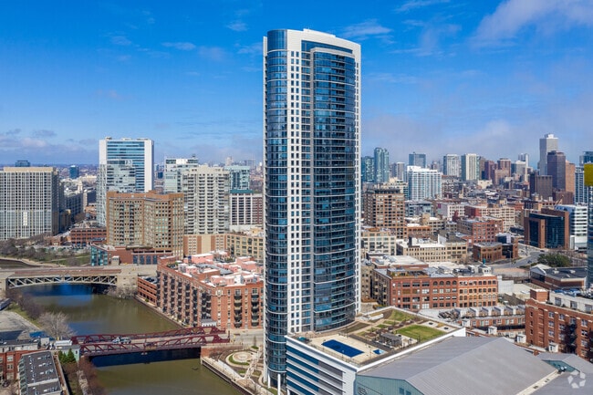 Building Photo - Kingsbury Plaza