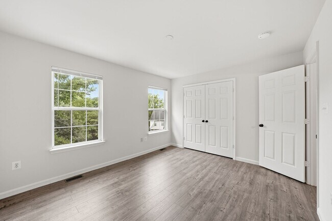 Building Photo - 20430 Herring Pond Terrace