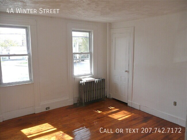 Building Photo - 4A Winter St