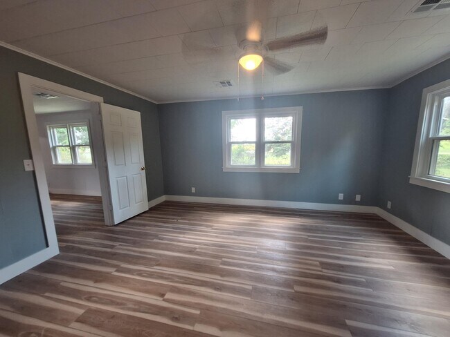 Building Photo - 3405 N Redlands Rd