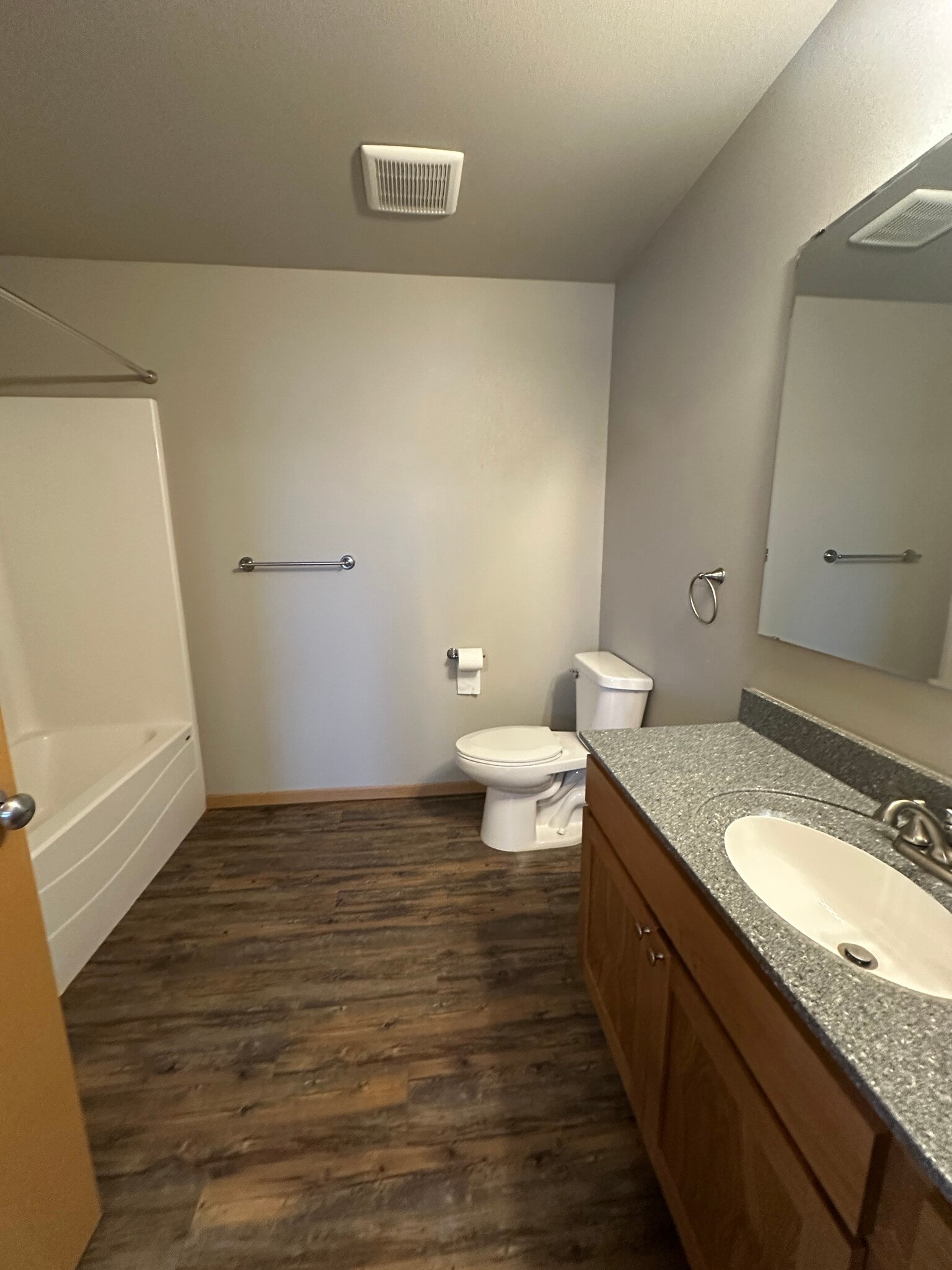 bathroom - 1409 E Sioux Ave