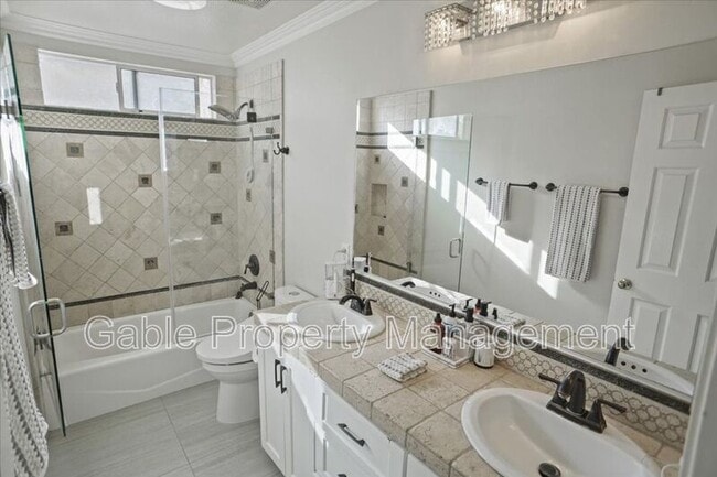 Building Photo - 25732 Hood Way