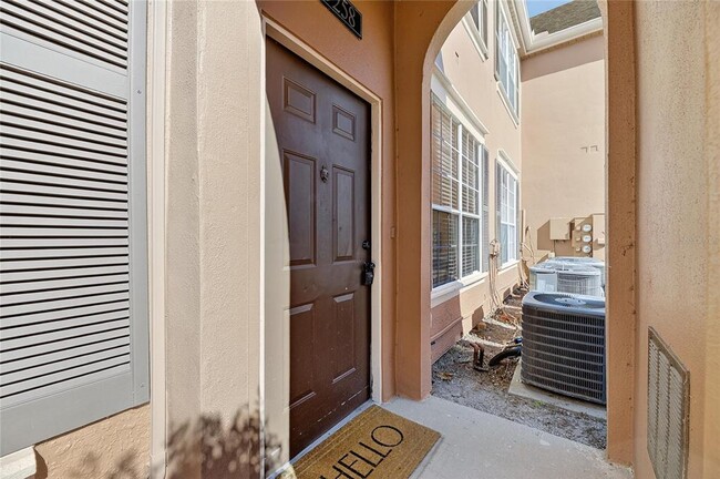 Building Photo - 9258 Lake Chase Island Way