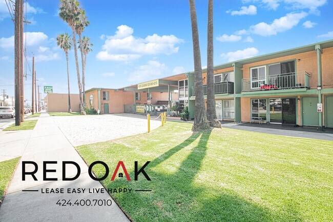 Building Photo - 855 S Citrus Ave