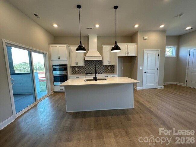 Building Photo - 5715 Gulch Pl