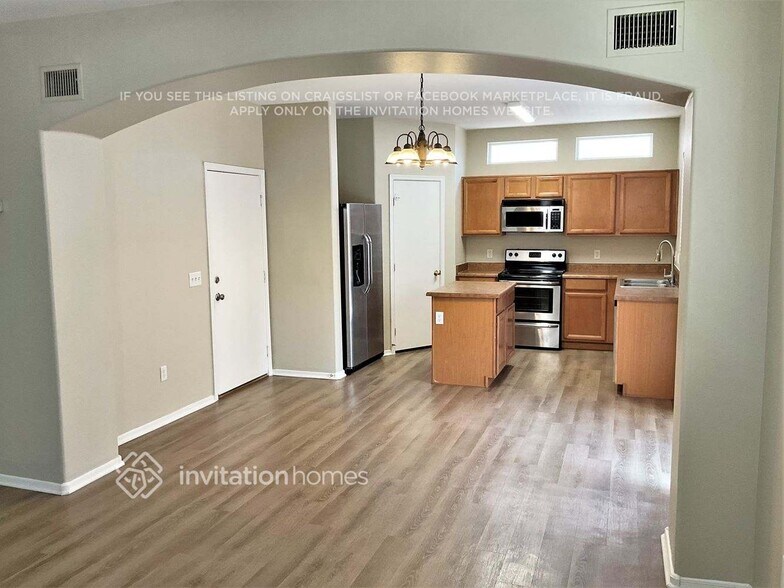 Building Photo - 4283 E Baylor Ln