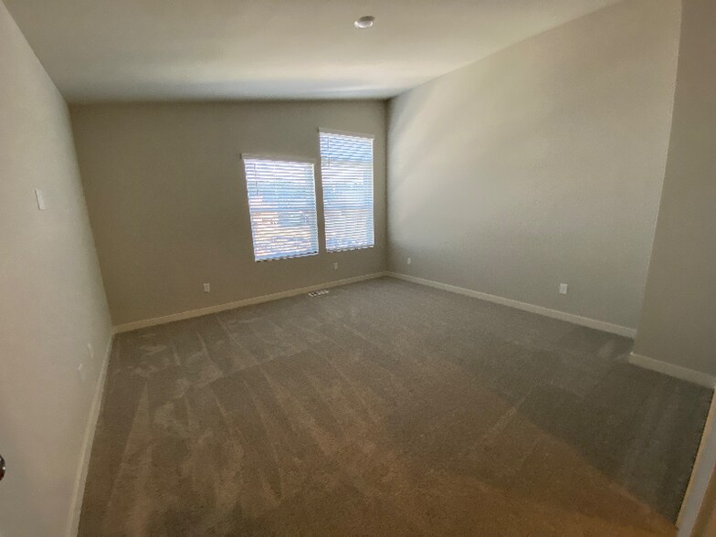 Building Photo - 23839 SW Black Tortoise Ter