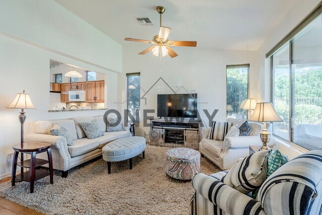 Building Photo - 4269 E Cassia Ln