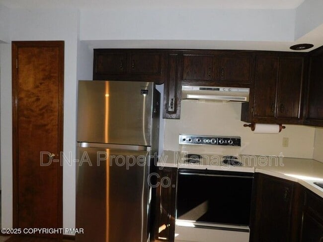 Building Photo - 1134 Scotrun Dr