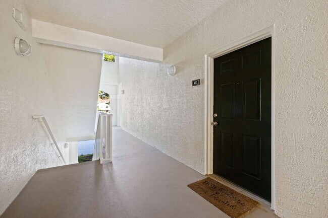 Building Photo - St Croix - two bedroom, two bath condo. Gr...