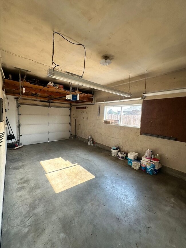 Building Photo - Charming 3-Bedroom, 1.5-Bath Home with Pool & Outdoor Entertaining Oasis