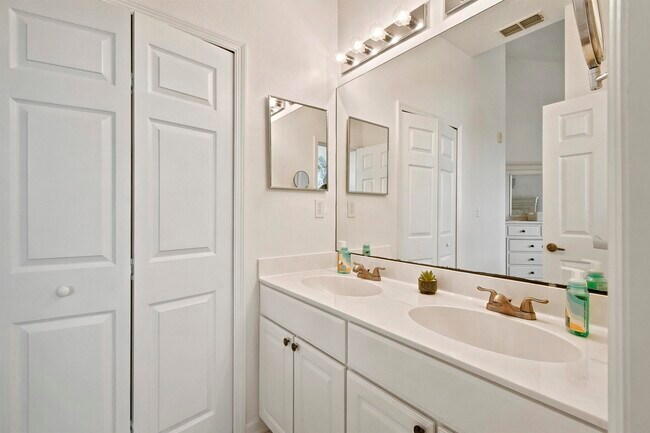 Building Photo - 1509 Carnoustie Ct