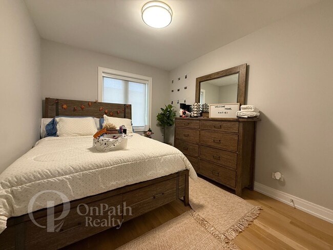 Building Photo - 6844 W 65th St