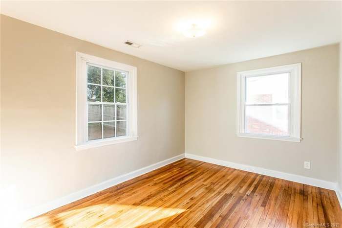 Building Photo - 1429 Winston Dr