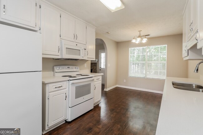 Building Photo - 507 Heritage Ridge Dr