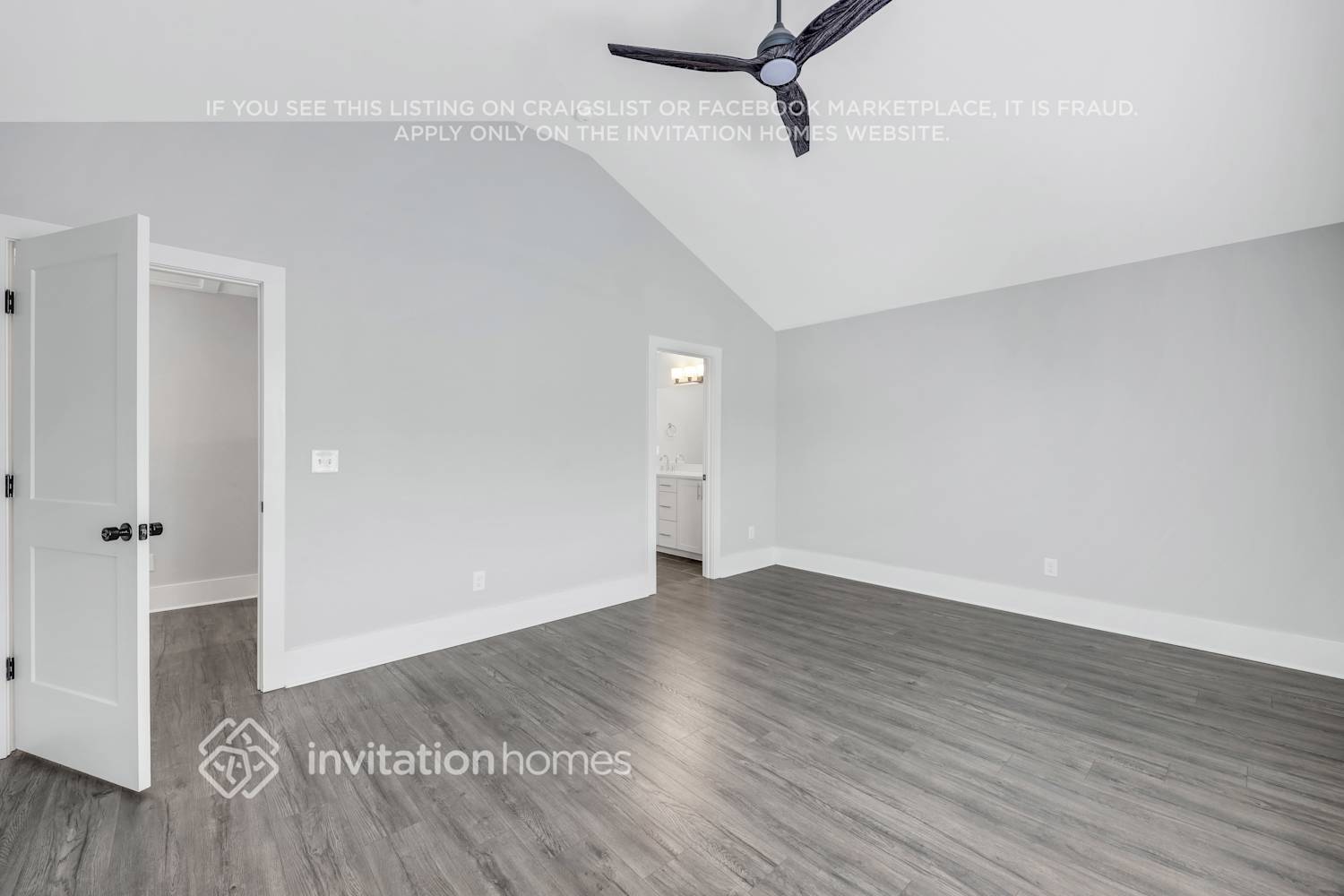 Building Photo - 240 Founders Ln