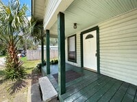 Building Photo - Beautiful 2 Bedroom, 1 Bathroom House in Fifth Avenue Available Now