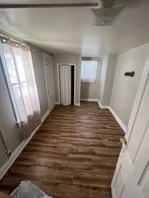 Building Photo - 346 S Catherine St