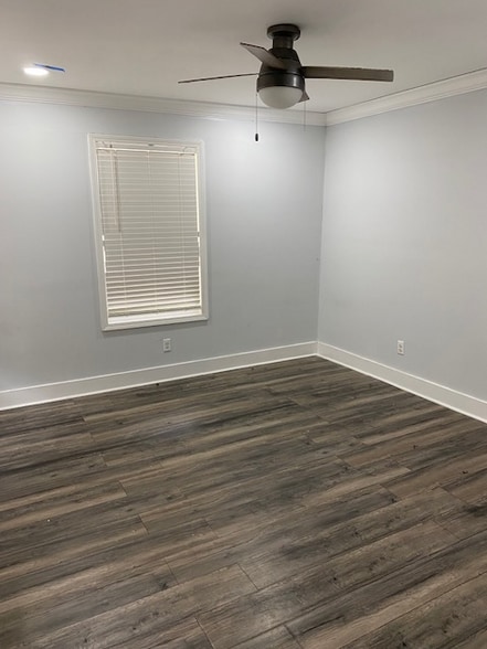 Building Photo - 3519 Rosehaven Dr