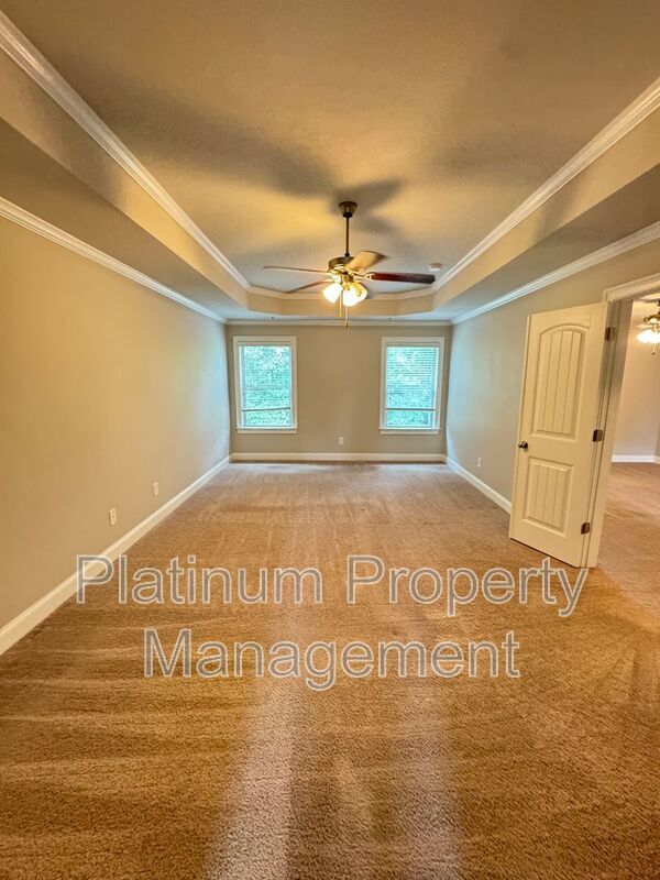 Building Photo - 5745 Banner Blvd