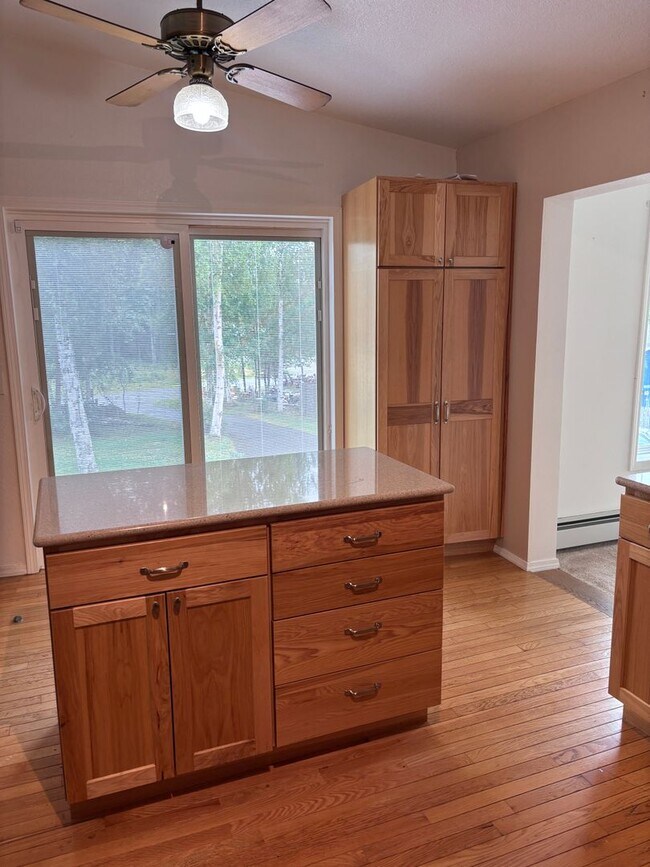 Building Photo - 3555 N Snow Goose Dr