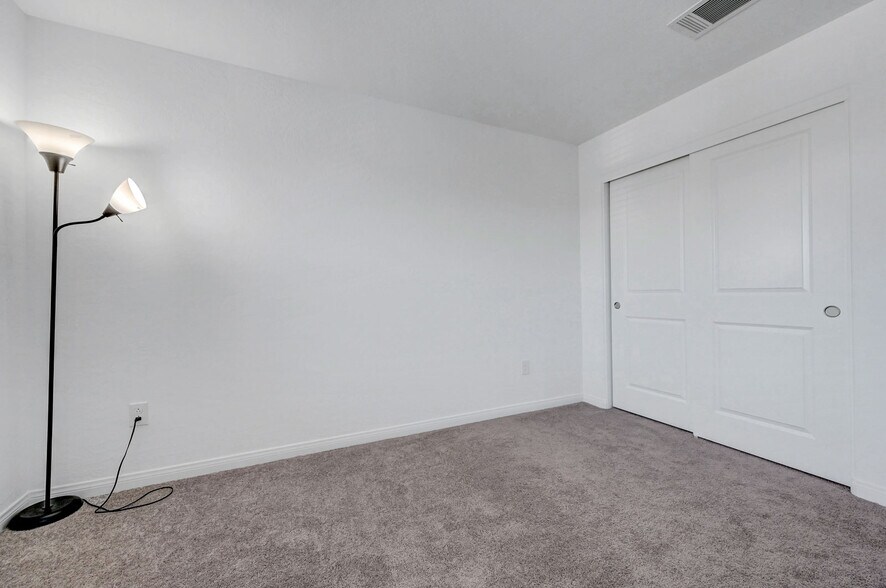 Building Photo - 6844 Toros St