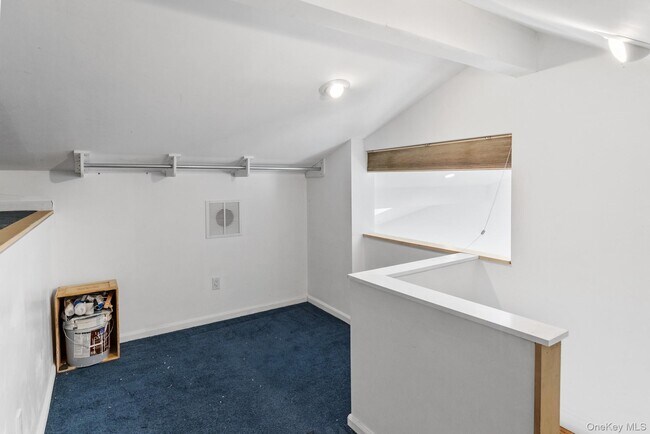 Building Photo - 220 Montauk Hwy