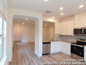 Building Photo - 11215 Aristides