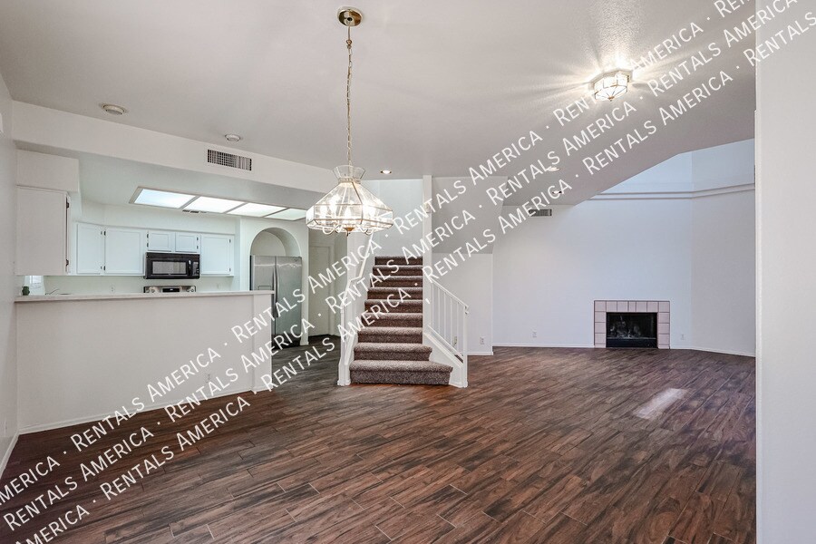 Building Photo - 8849 S 51st St