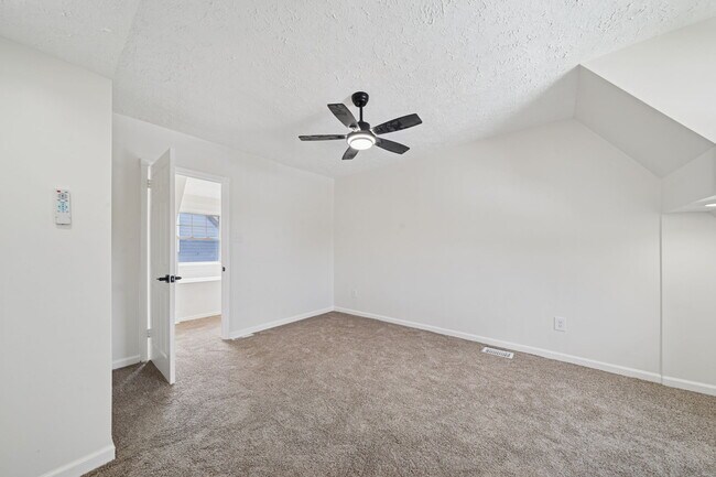 Building Photo - 5616 3rd St