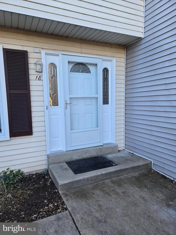 Building Photo - 18 Edinboro Cir