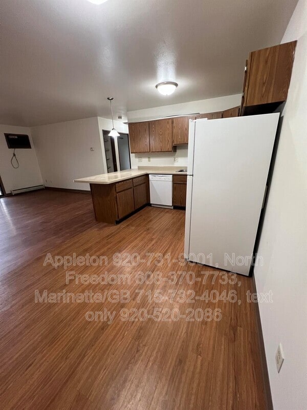 Building Photo - 129 E Mitchell Ave