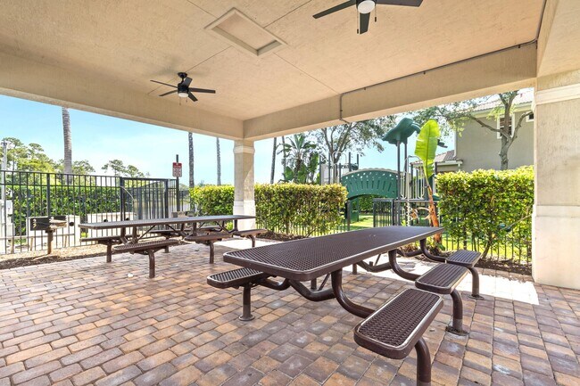 Building Photo - 6809 Osage Cir