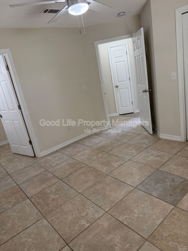 Building Photo - 9980 Bowman Ave