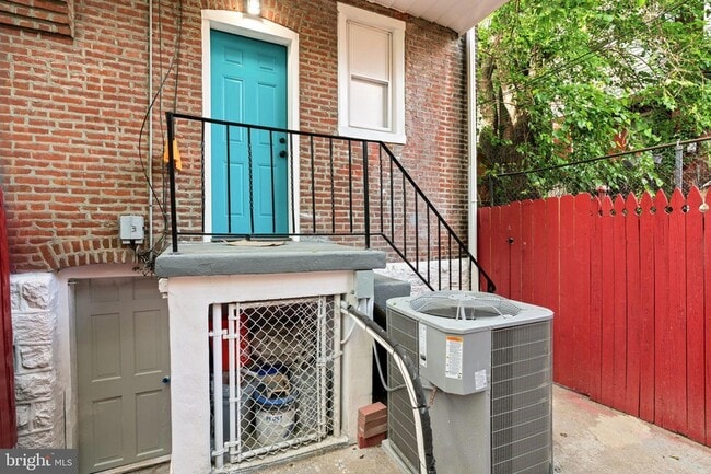 Building Photo - 5514 Broomall St