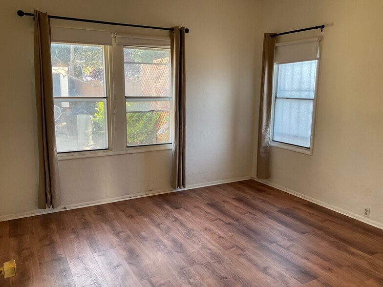 Building Photo - 438 Perkins St