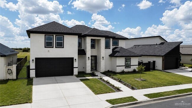 Building Photo - 2509 S Cartier Dr