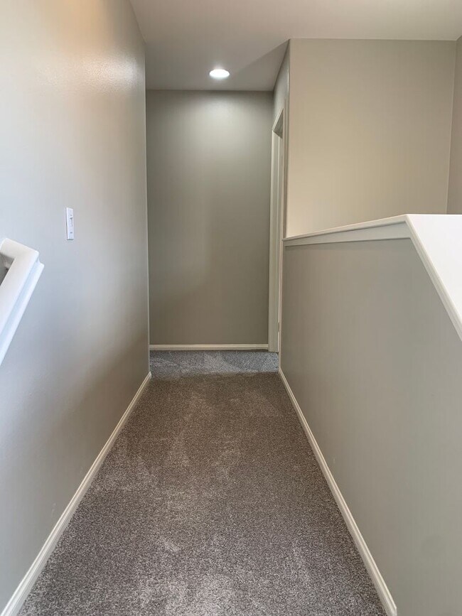 Building Photo - 3 Bedroom Condo for Rent in Murrieta