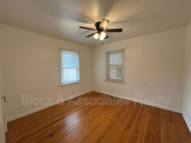 Building Photo - 6921 Spencer-Dixon Rd