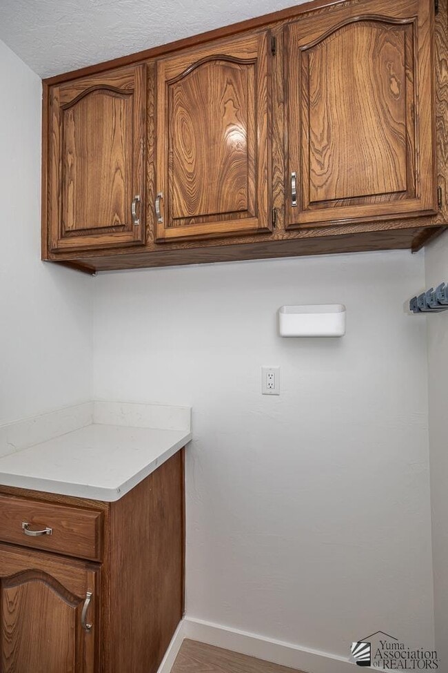 Building Photo - 2174 S Del Valle Way