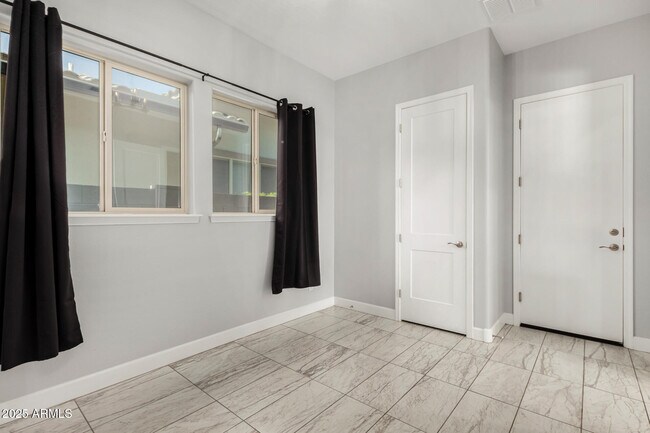 Building Photo - 11905 W Creosote Dr