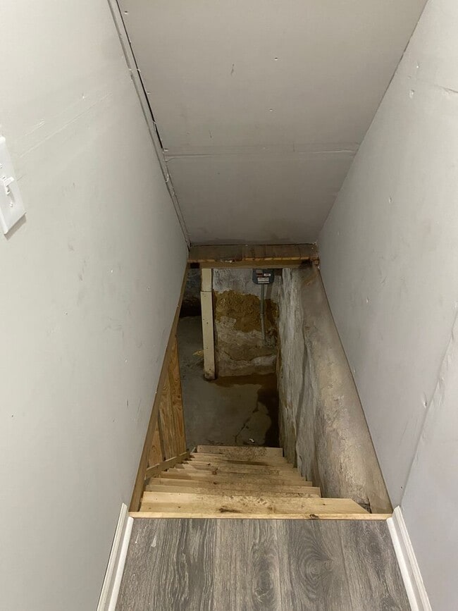 Building Photo - Front Porch Row - Oak Lane